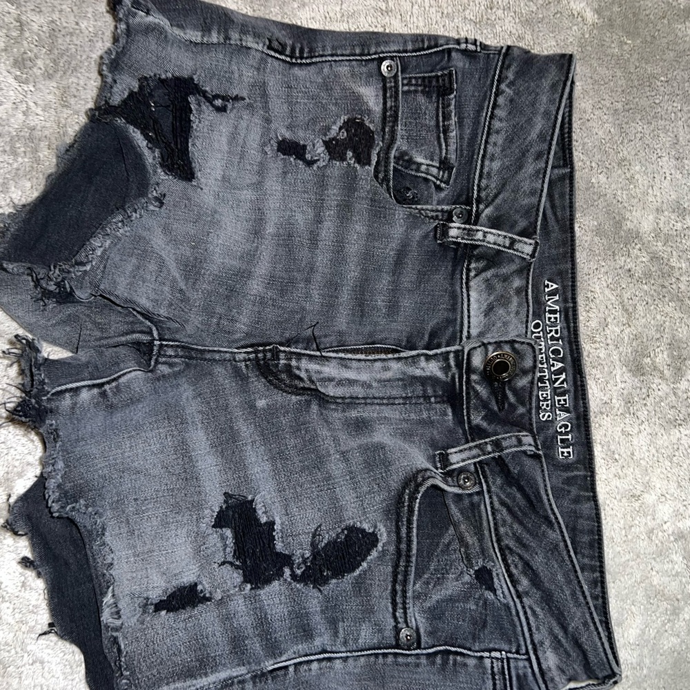 AMERICAN EAGLE DENIM SHORTS